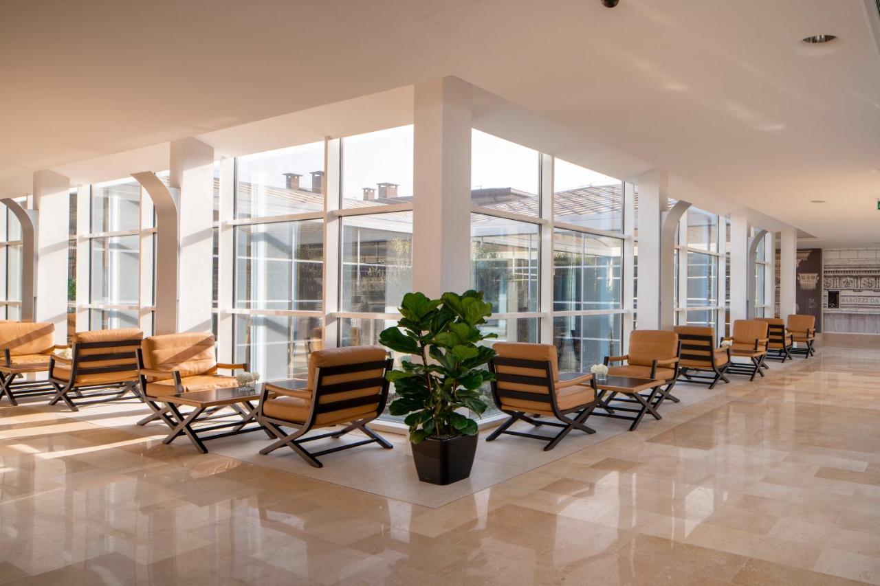 Una Hotels Bologna San Lazzaro Сан Ладзаро ди Савена Екстериор снимка