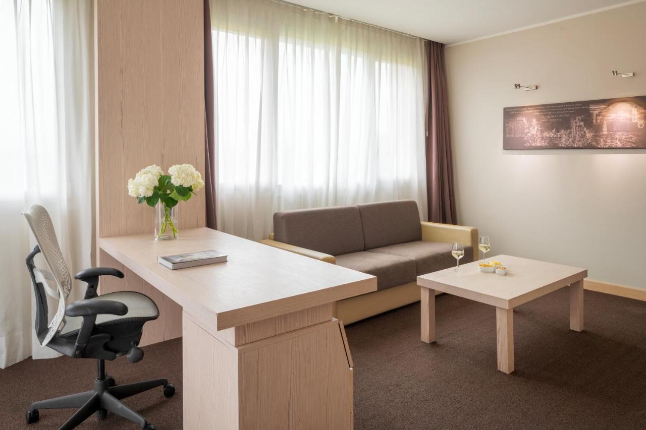 Una Hotels Bologna San Lazzaro Сан Ладзаро ди Савена Екстериор снимка